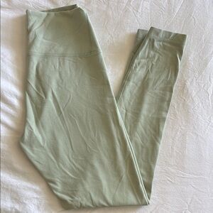 Aritzia TNA Leggings